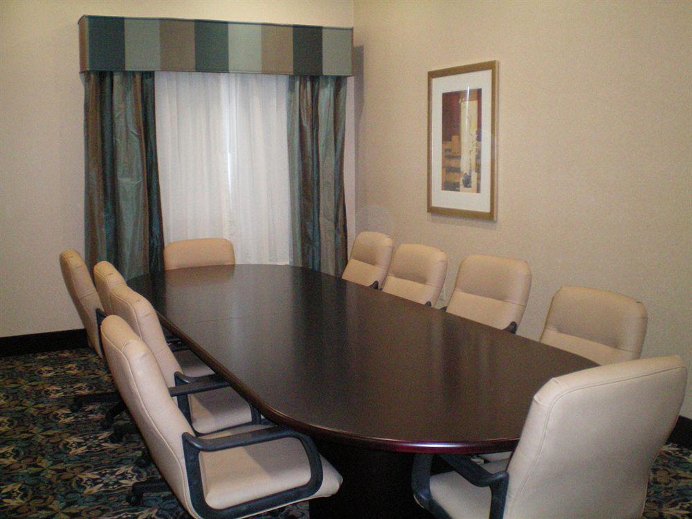 Hotel Staybridge By Ihg 4*